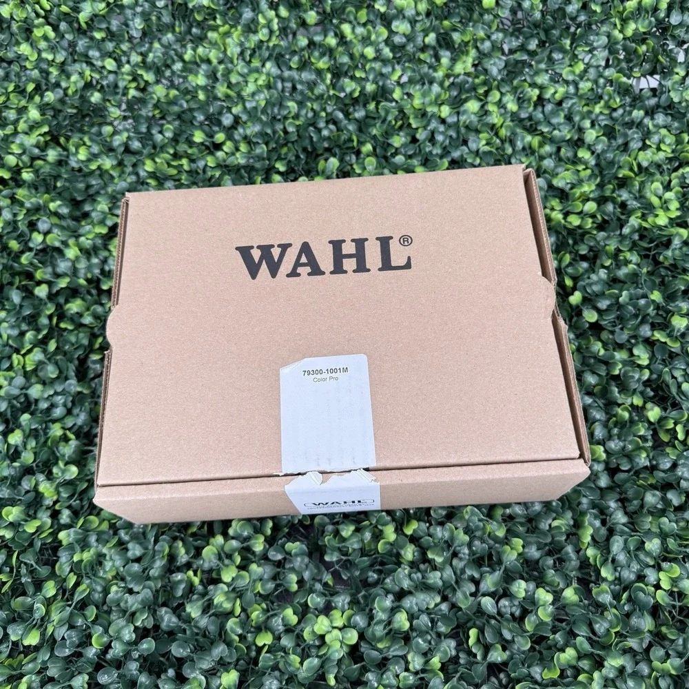 Wahl Corded Clipper Color‎ Pro Complete Hair Cutting Kit Hard Case 79300-1001M